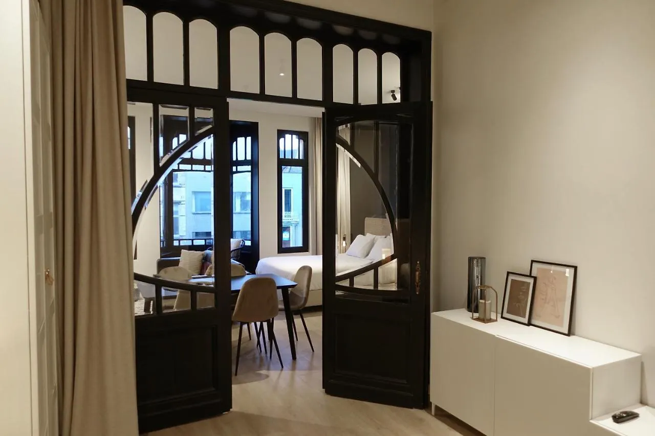 Casa Clementina - 3 Bedroom Apartment in a Art-Nouveau House Gand