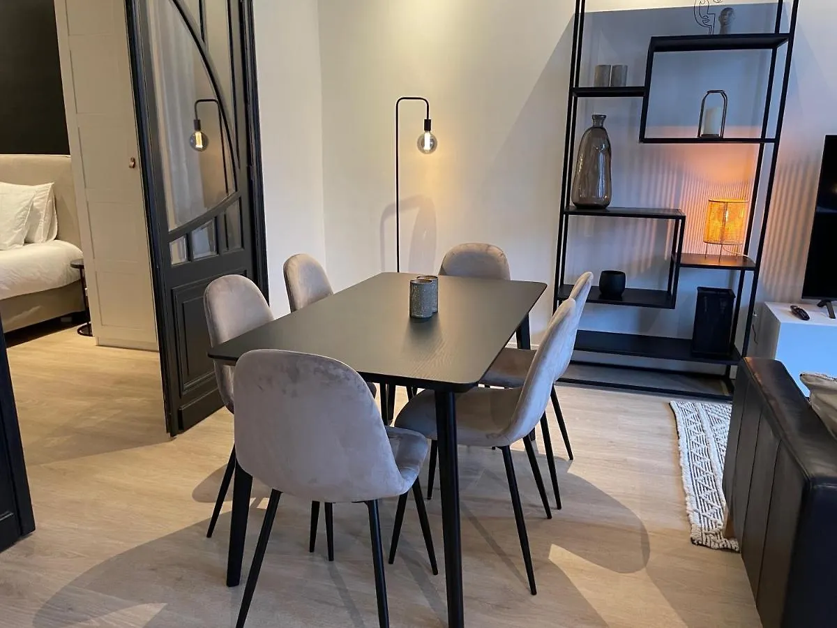 Casa Clementina - 3 Bedroom Apartment in a Art-Nouveau House Gand